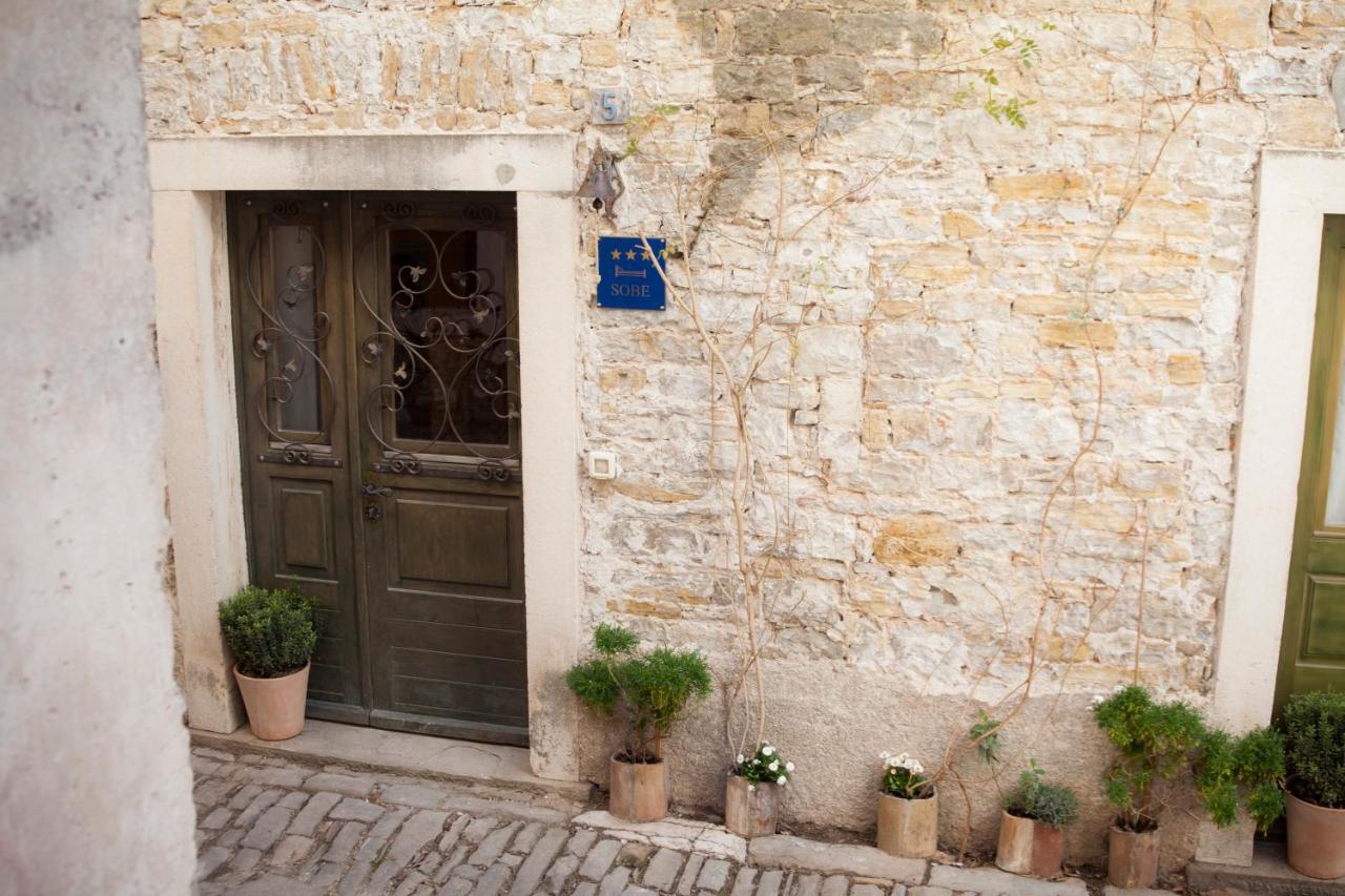 Amarilis Rooms Grožnjan Exterior foto